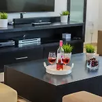 Ricky بيت للعطل *