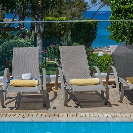Ricky Tatil Evi