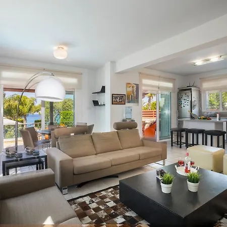 Сasa de vacaciones Ricky Protaras