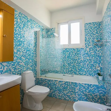 Ricky Tatil Evi Protaras