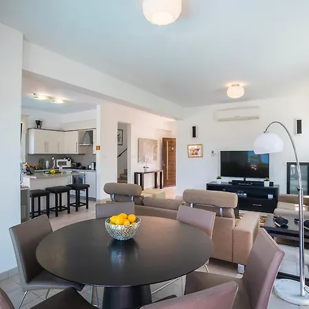 Ricky Hébergement de vacances Protaras